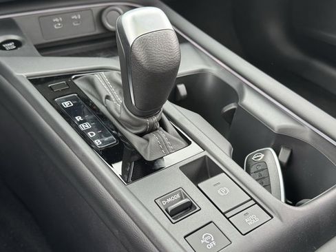 New 2026 Nissan Sentra SV w/ SV Convenience Package FWD image 16