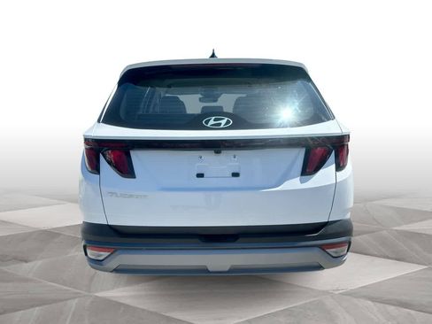 Used 2026 Hyundai Tucson SE FWD image 7