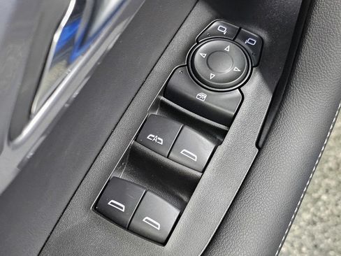 Used 2026 Chevrolet Blazer LT FWD image 28