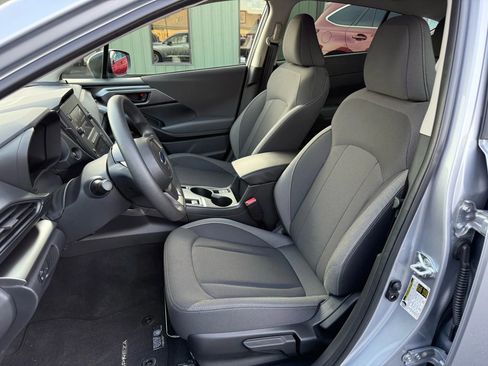 Used 2024 Subaru Impreza 2.0i image 2