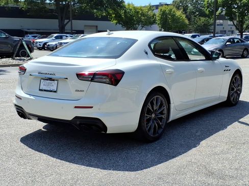 Used 2022 Maserati Ghibli Modena RWD image 8