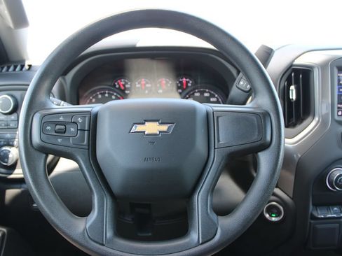 Used 2025 Chevrolet Silverado 1500 W/T w/ WT Value Package AWD/4WD image 35
