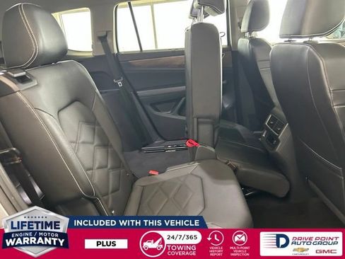 Used 2025 Volkswagen Atlas SE AWD/4WD image 26