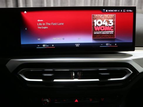 Certified 2024 BMW 440i xDrive Convertible w/ Premium Package image 23