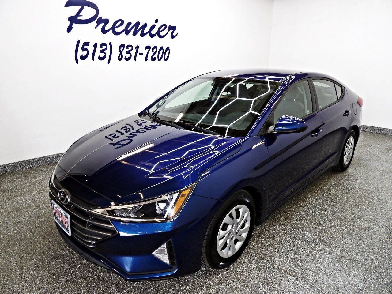 Used 2019 Hyundai Elantra SE FWD image 1
