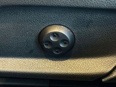 Used 2018 Mercedes-Benz C 43 AMG 4MATIC Sedan image 26