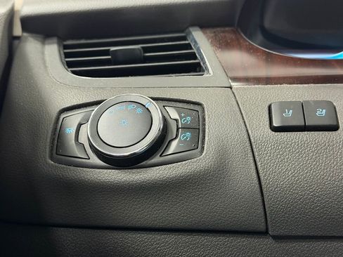 Used 2014 Ford Edge Limited image 11