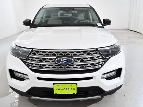 Used 2022 Ford Explorer Limited w/ Limited Technology Package image 3