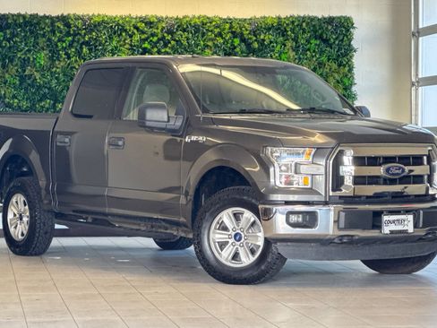 Used 2016 Ford F150 XLT image 1