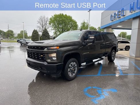 Used 2022 Chevrolet Silverado 2500 Custom w/ Custom Value Package image 5