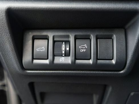 Used 2024 Subaru Outback Premium AWD/4WD image 21