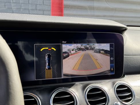 Used 2018 Mercedes-Benz E 63 AMG S image 21