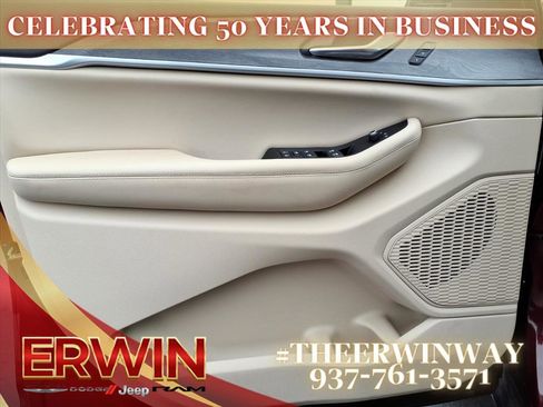 Certified 2023 Jeep Grand Cherokee Limited image 10