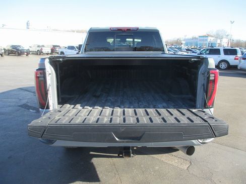 Certified 2024 GMC Sierra 2500 AT4 w/ AT4 Premium Plus Package image 8