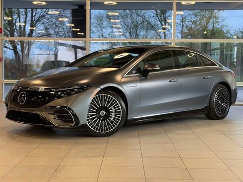 Used 2022 Mercedes-Benz EQS 450+ Sedan image 1