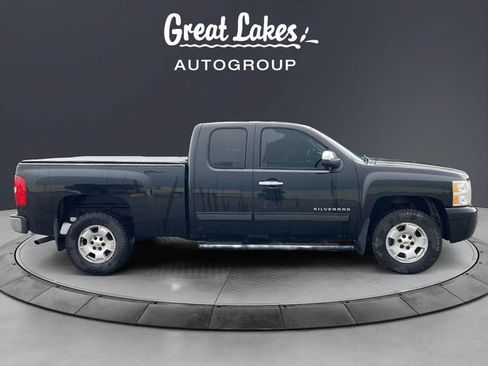 Used 2011 Chevrolet Silverado 1500 LT AWD/4WD image 6