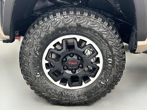 New 2026 Toyota Tacoma TRD Off-Road AWD/4WD image 9