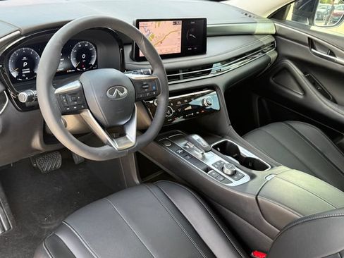 Used 2024 INFINITI QX60 Luxe FWD image 10