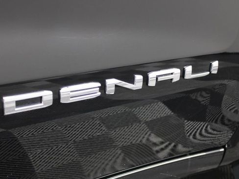 Used 2019 GMC Sierra 1500 Denali image 12