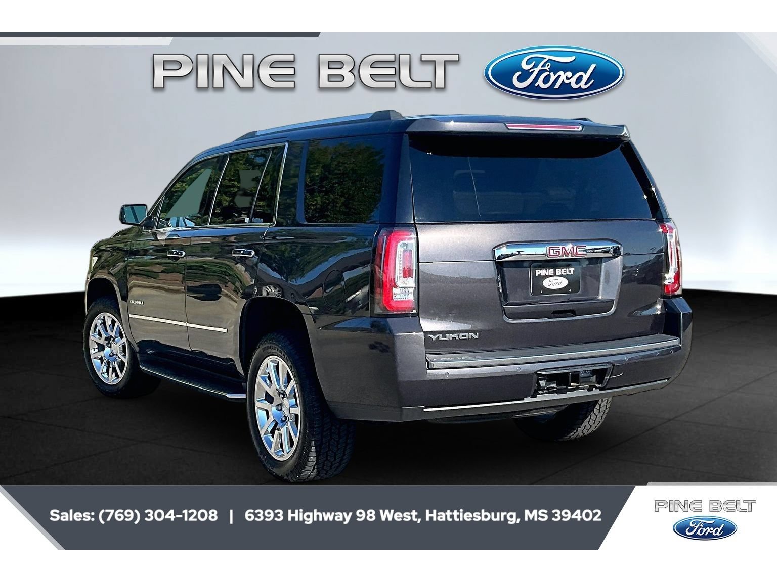 Used 2017 GMC Yukon Denali w/ Open Road Package RWD image 2