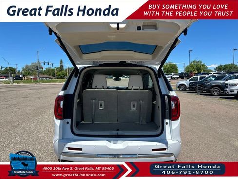 Used 2023 GMC Acadia Denali AWD/4WD image 7