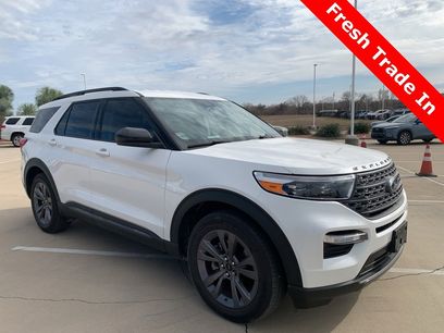 Used 2024 Ford Explorer XLT w/ Equipment Group 202A