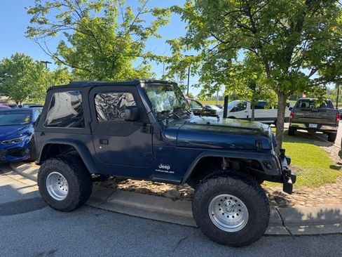 Used 2006 Jeep Wrangler X AWD/4WD image 2