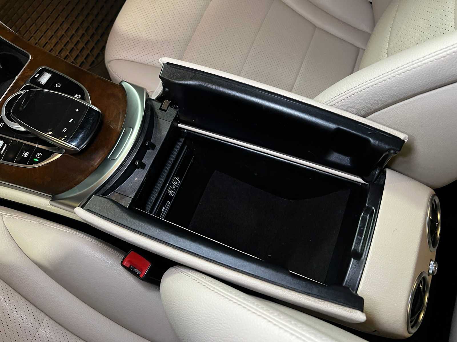 Certified 2018 Mercedes-Benz GLC 300 4MATIC image 37