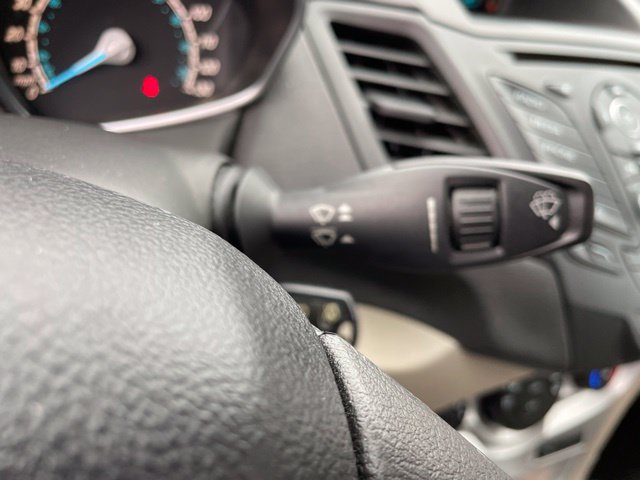 Used 2017 Ford Fiesta SE FWD image 28