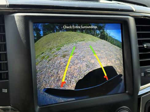 Used 2018 RAM 2500 Big Horn w/ Sport Appearance Group AWD/4WD image 22