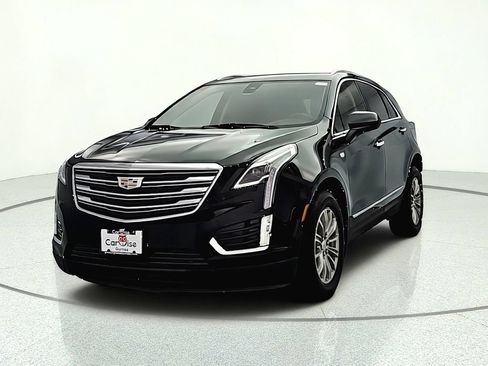 Used 2017 Cadillac XT5 Luxury w/ Driver Awareness Package AWD/4WD image 2