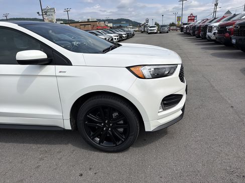 Used 2023 Ford Edge ST-Line AWD/4WD image 4