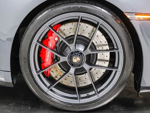 Used 2026 Porsche 911 Carrera GTS RWD image 9