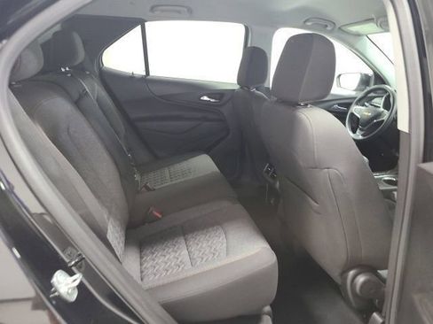 Used 2022 Chevrolet Equinox LT FWD image 15