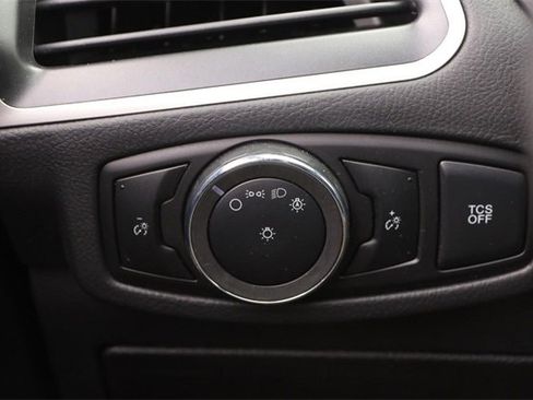 Certified 2024 Ford Edge SEL image 18