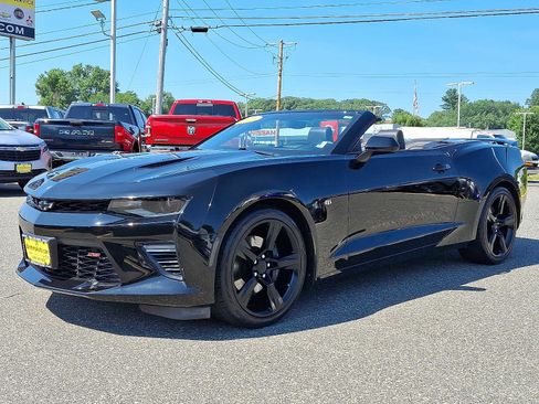 Used 2016 Chevrolet Camaro SS image 3