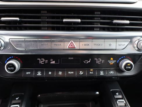 Used 2022 Kia Telluride S image 21