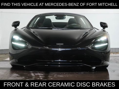 Used 2025 McLaren 750S Spider image 4