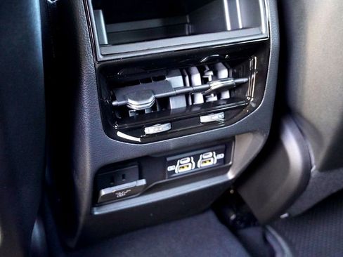 New 2025 Jeep Grand Cherokee Laredo w/ Luxury Tech Group I image 21