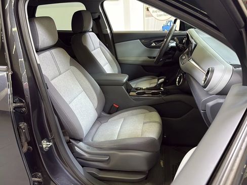 Used 2021 Chevrolet Blazer LT FWD image 14
