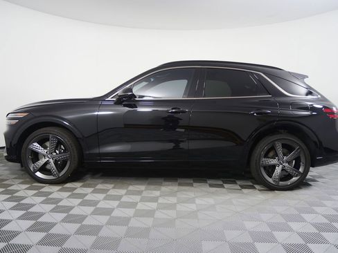 Used 2024 Genesis GV70 3.5T Sport w/ Sport Prestige Package image 6