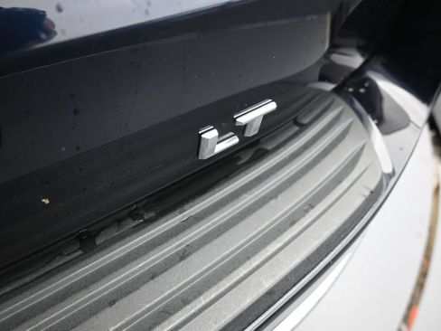 Used 2024 Chevrolet Suburban LT AWD/4WD image 40