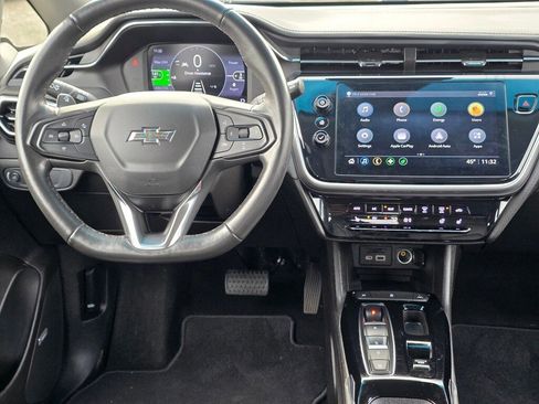 Used 2022 Chevrolet Bolt LT w/ Infotainment Package image 10