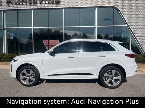 New 2025 Audi Q5 Premium Plus image 3