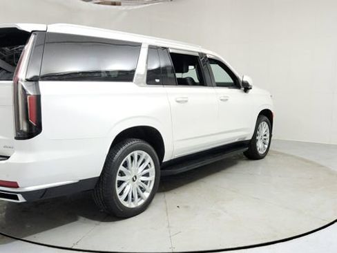 Certified 2021 Cadillac Escalade ESV Luxury image 5