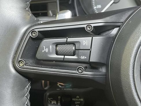 Certified 2026 Porsche Macan AWD/4WD image 37