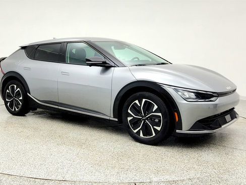 Used 2022 Kia EV6 Wind w/ Wind Technology Package image 3