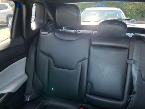 Used 2025 Jeep Compass Limited AWD/4WD image 40