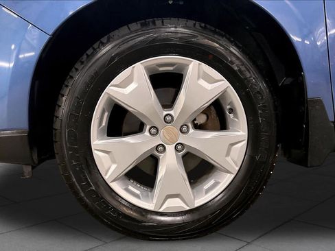 Used 2015 Subaru Forester 2.5i Limited AWD/4WD image 11