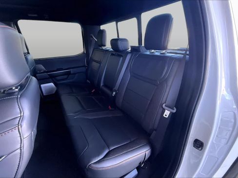 Used 2025 Ford F150 Raptor AWD/4WD image 18